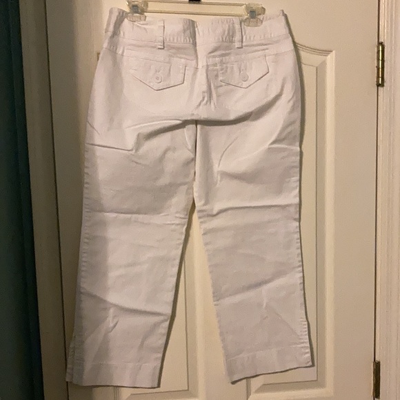 White Capri jean pants - Picture 4 of 4
